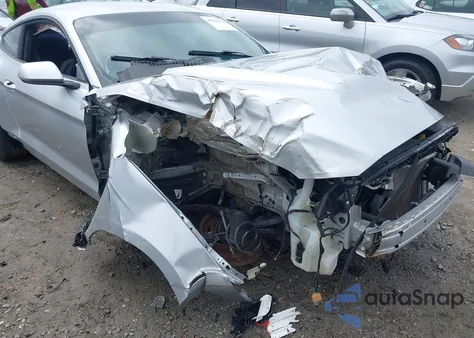 2017 Ford Mustang V6 z USA, uszkodzony, nr VIN 1FA6P8AM2H5236742